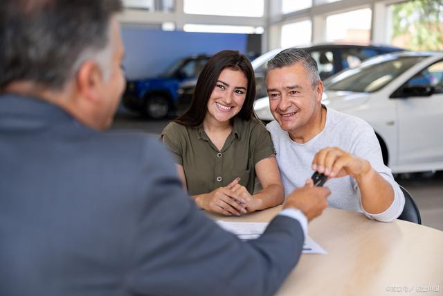 2025汽车销售服务升级 从单一卖车到全链路“车生活”生态构建